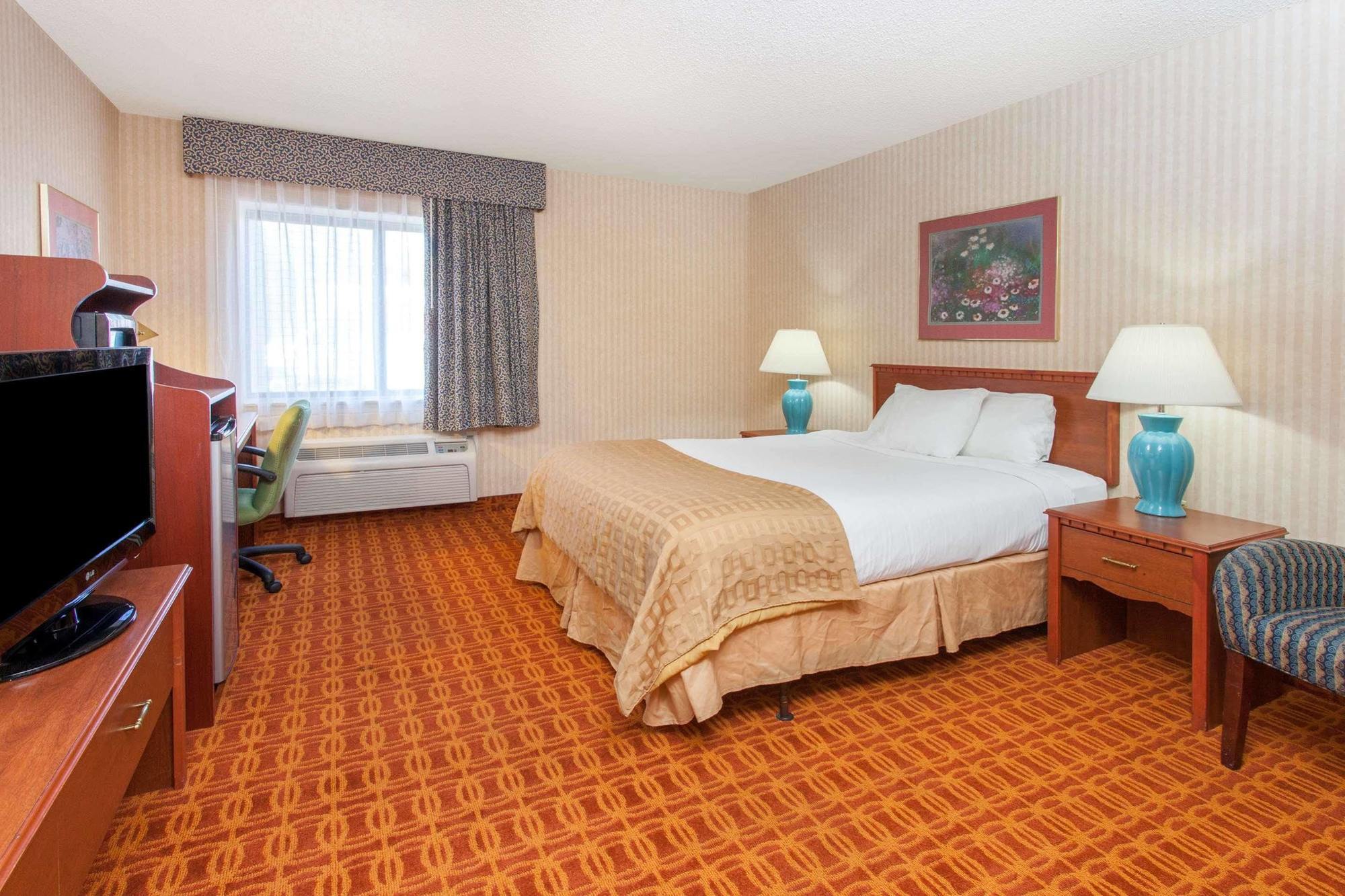 Baymont By Wyndham Detroit/Roseville Luaran gambar